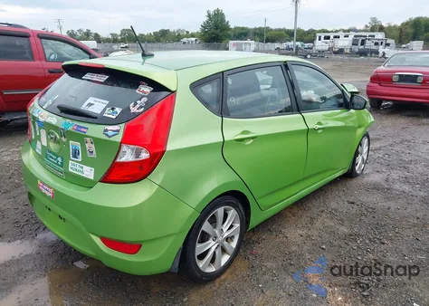 2013 Hyundai Accent Se z USA, uszkodzony, nr VIN KMHCU5AE1DU109280